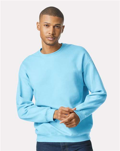 Gildan 9351, Sf000 Unisex Softstyle Midweight Crewneck Sweatshirt, Sky
