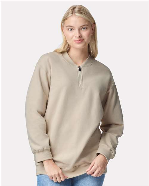 Gildan 12465, Sf008 Unisex Softstyle Midweight Quarter-zip Sweatshirt, Sand
