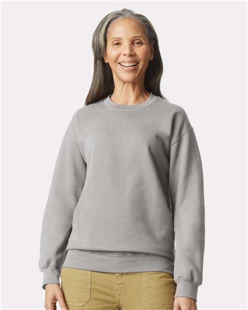 Gildan SF000, Unisex Softstyle Midweight Crewneck Sweatshirt, Cement