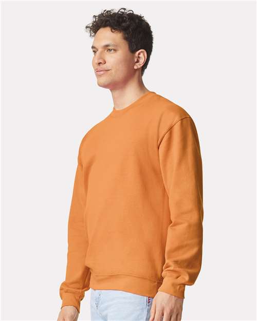 Gildan SF000, Unisex Softstyle Midweight Crewneck Sweatshirt, Tangerine