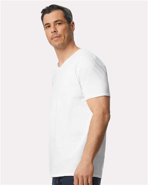 Gildan 2116, 64v00 Unisex Softstyle V-neck T-shirt, White