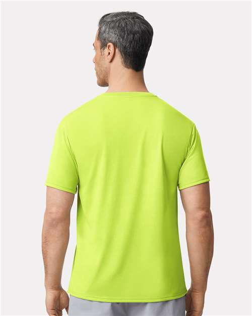 Gildan 42000, Unisex Performance T-shirt, Safety Green