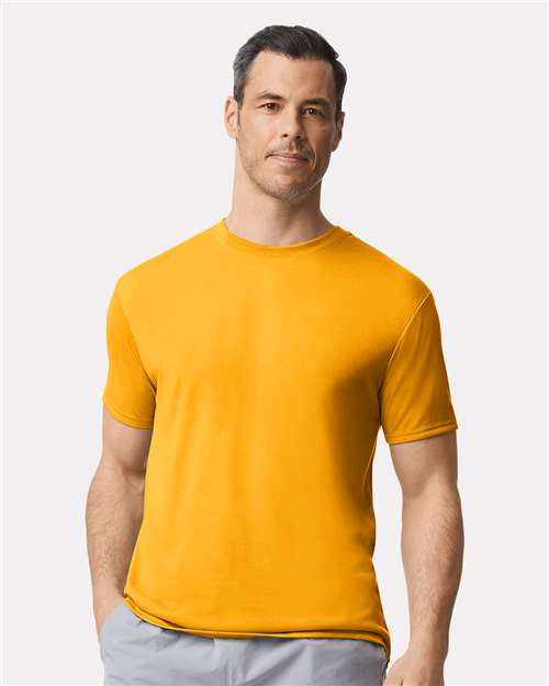 Gildan 42000, Unisex Performance T-shirt, Gold
