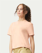 Comfort Colors 3023CL, Women's Garment-dyed Heavyweight Boxy T-shirt, Peachy