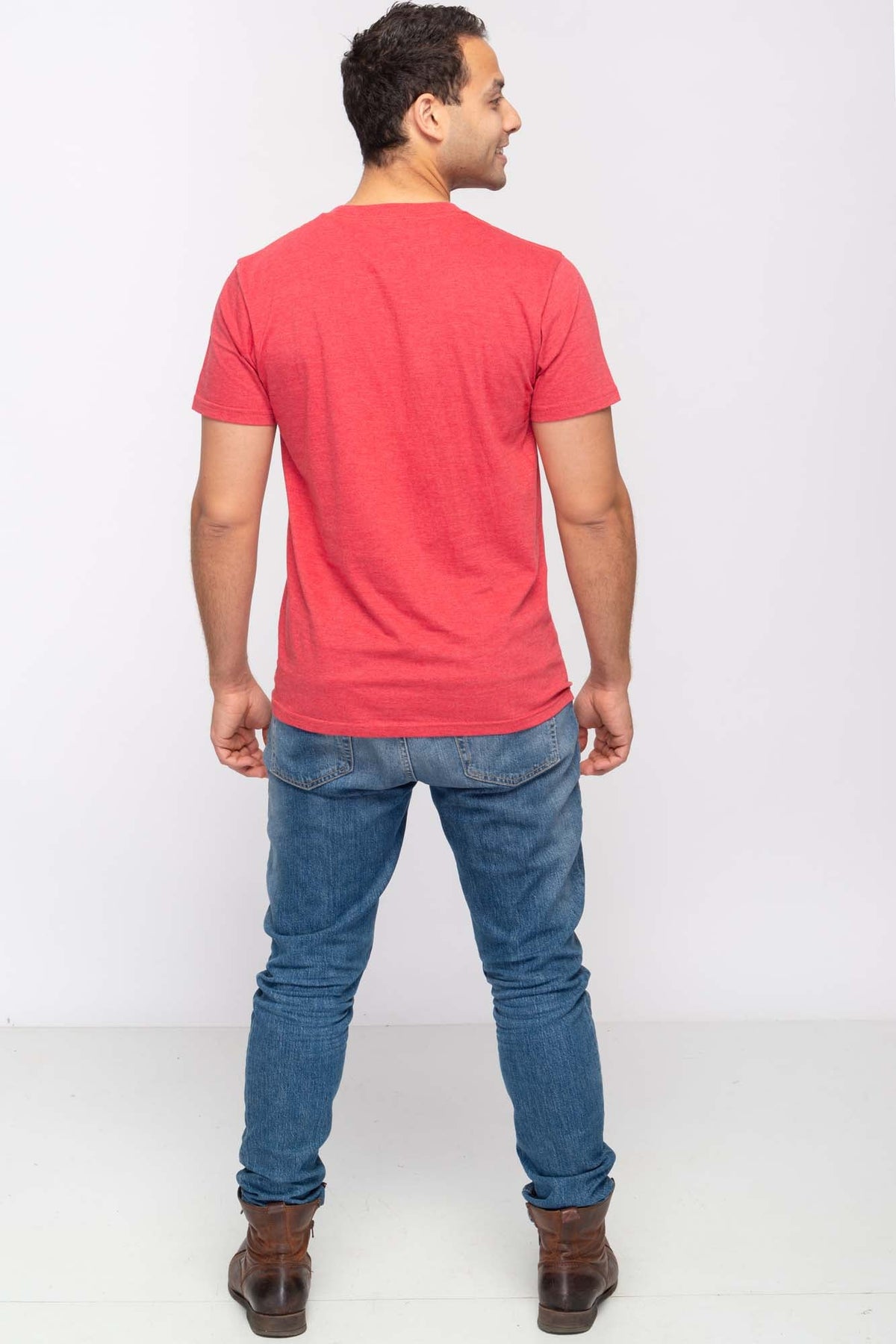 Milltex Sportswear 900, Unisex Cotton T-shirt | Lightweight Soft Crew Neck Plain Tee, Red