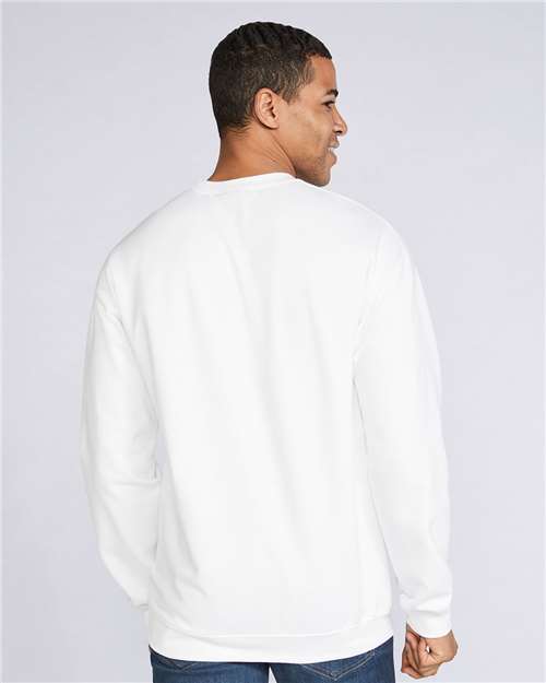 Gildan SF000, Unisex Softstyle Midweight Crewneck Sweatshirt, White