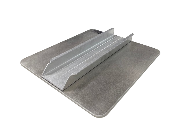 Used M&R standard aluminum screen printing pallets with soft top rubber, available in various sizes for wholesale screen printing shops.