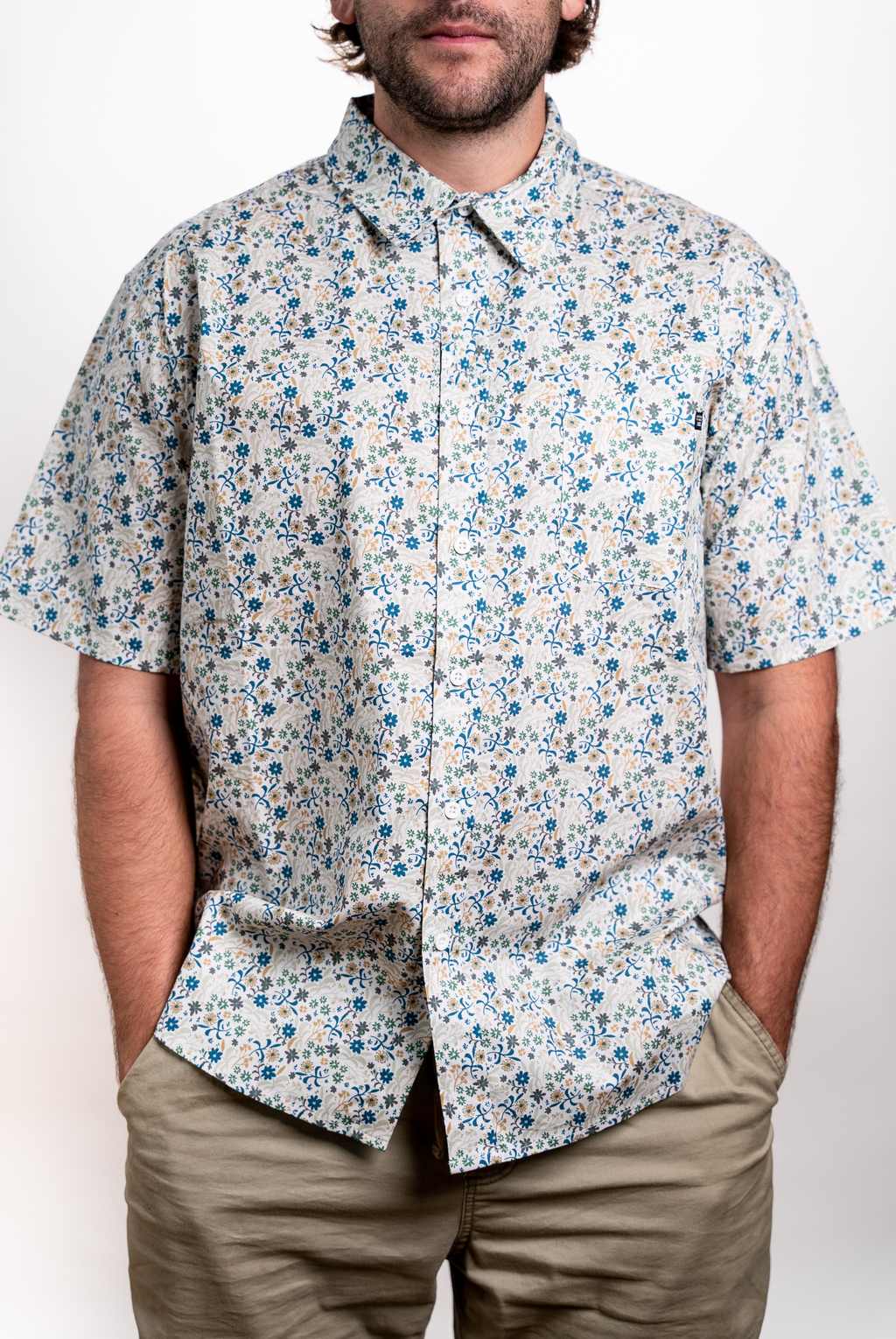 SEVEN TIDES STSSW44, Shangri La Ss Woven, Natural Mini Floral Print